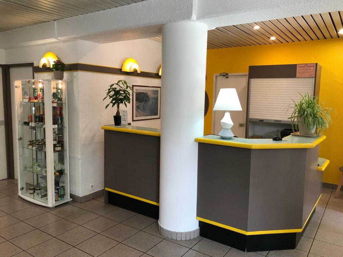 Egg Hotel - Hotel Les Gens De Mer Диеп Екстериор снимка